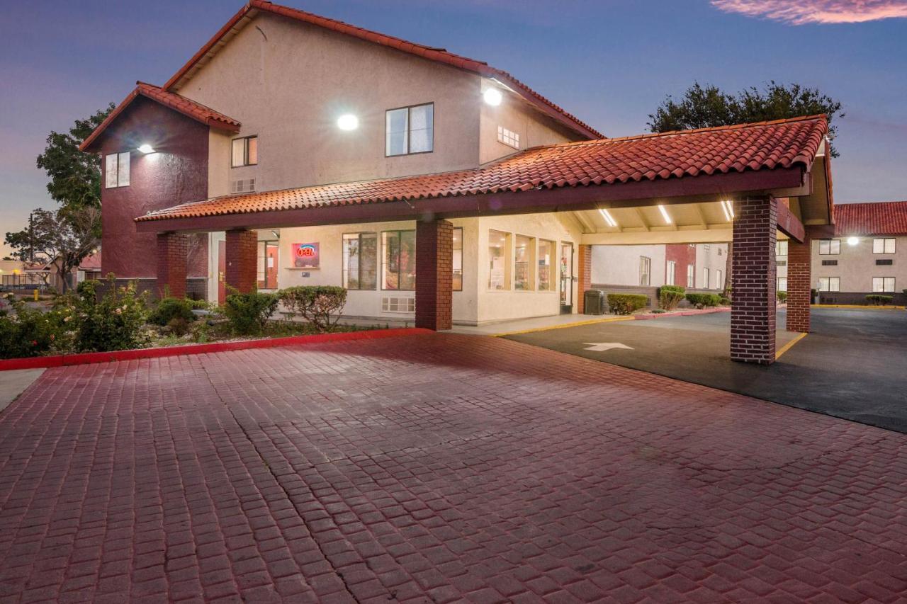 Red Roof Inn Palmdale - Lancaster Eksteriør billede