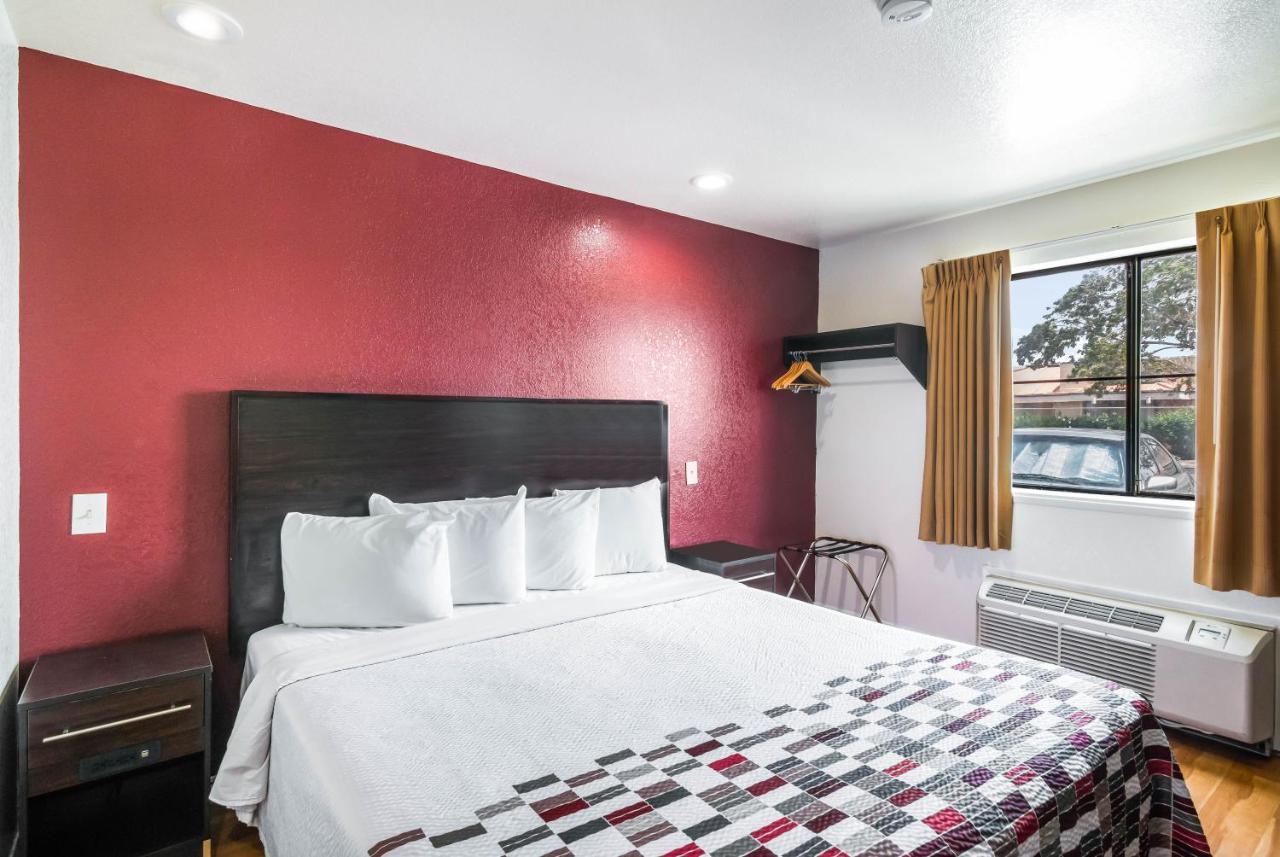 Red Roof Inn Palmdale - Lancaster Eksteriør billede